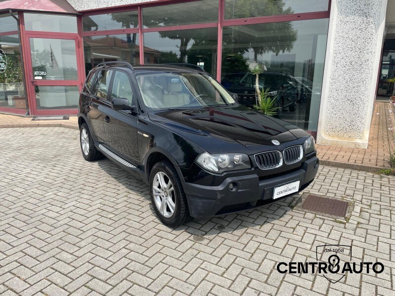 BMW X3            (E83)