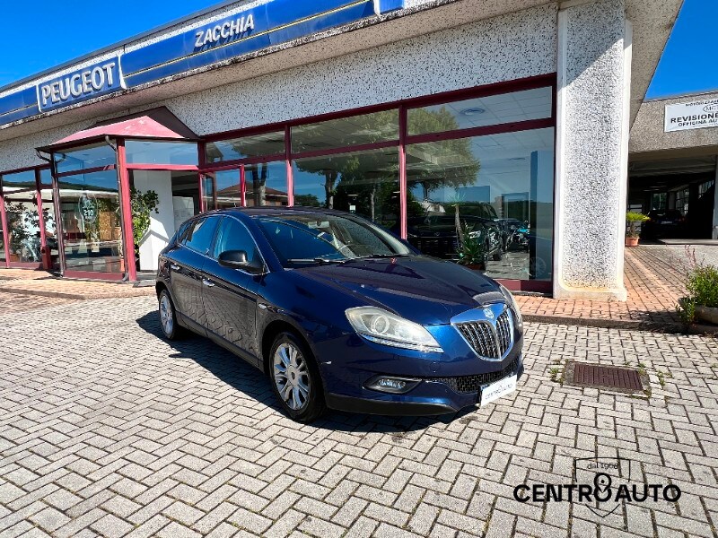 LANCIA Delta (2008-2015)